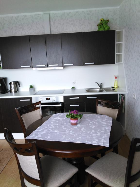 Gratarre Apartment Kuressaare Extérieur photo