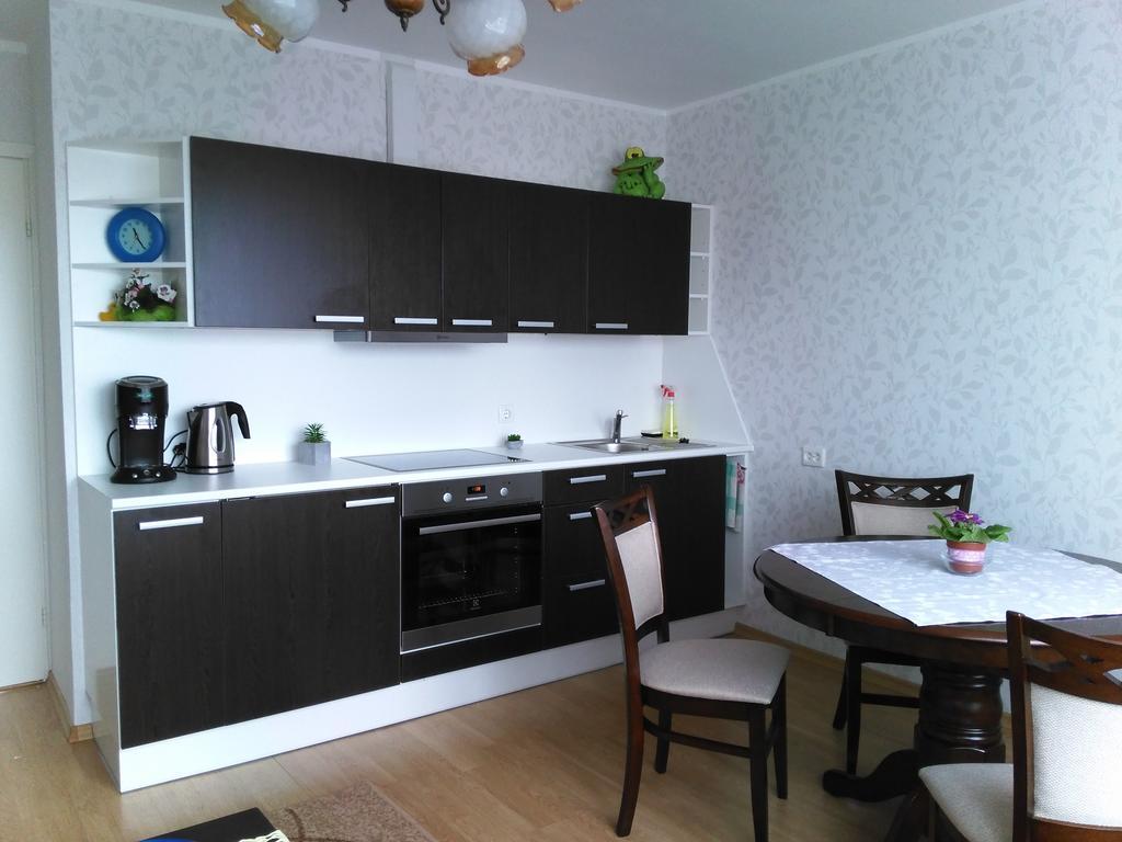 Gratarre Apartment Kuressaare Extérieur photo