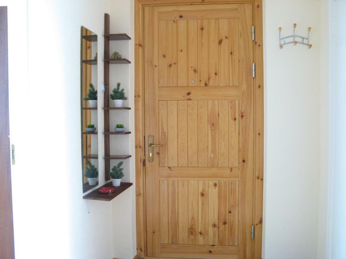 Gratarre Apartment Kuressaare Extérieur photo